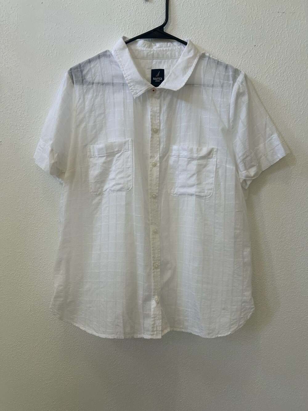 Nautica Jeans Women's Short Sleeve White Dobby Plaid Button-Up Camp Shirt
